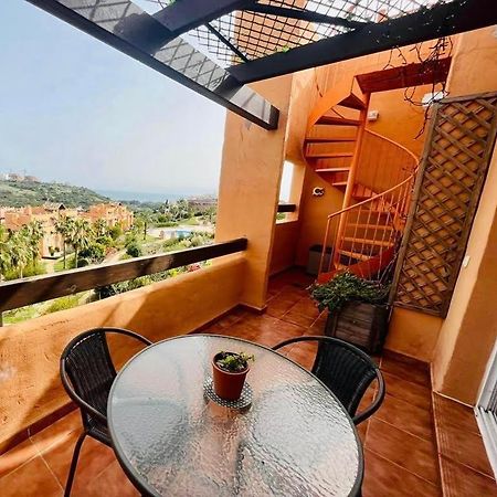 2 Bedroom Penthouse With A Private 360 Rooftop Terrace With Sea And Mountain Views Bahia de Casares المظهر الخارجي الصورة
