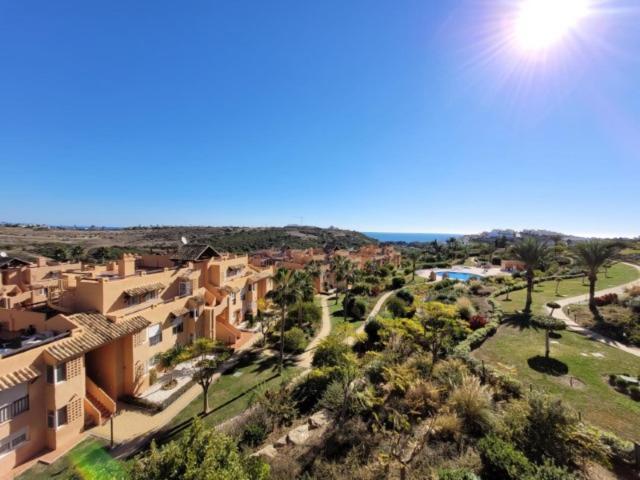 2 Bedroom Penthouse With A Private 360 Rooftop Terrace With Sea And Mountain Views Bahia de Casares المظهر الخارجي الصورة
