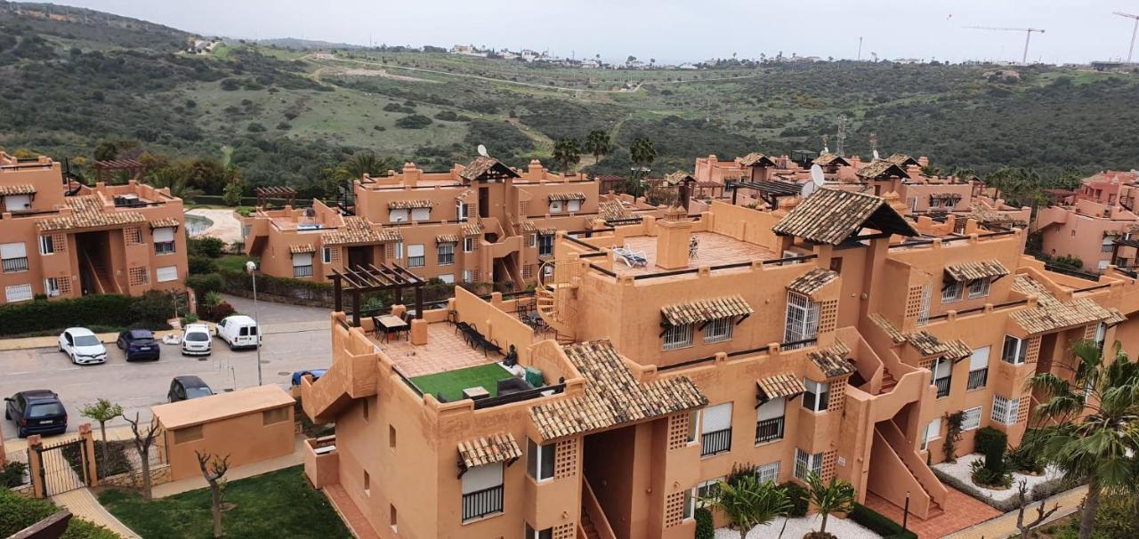 2 Bedroom Penthouse With A Private 360 Rooftop Terrace With Sea And Mountain Views Bahia de Casares المظهر الخارجي الصورة