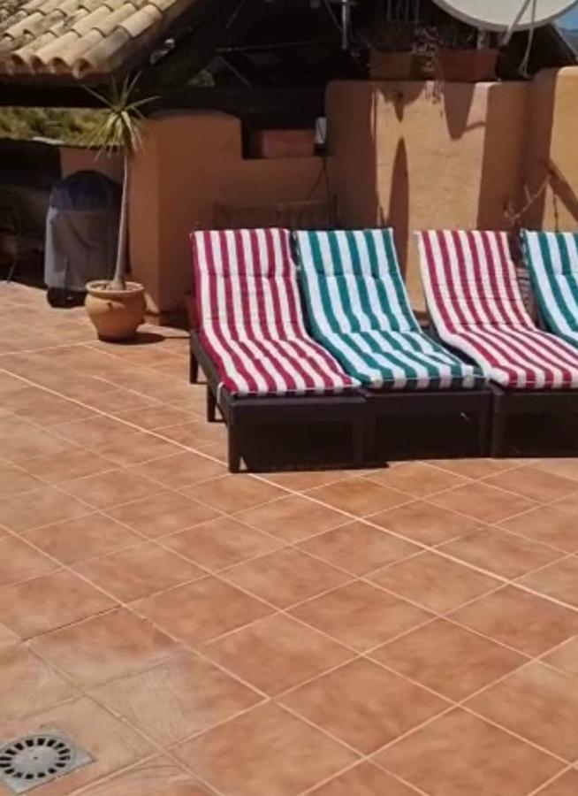 2 Bedroom Penthouse With A Private 360 Rooftop Terrace With Sea And Mountain Views Bahia de Casares المظهر الخارجي الصورة
